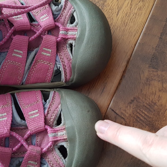 Keen Newport H2 Waterproof Hiking Outdoor Pink Purple Kids Sandals Size 4 - Picture 13 of 16